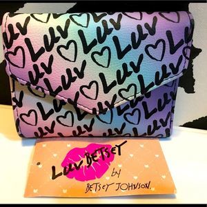 🌈🌈🌈 NWT - Betsey Johnson - love Betsey - purple rainbow 🌈 ombré wallet 🔥❤️